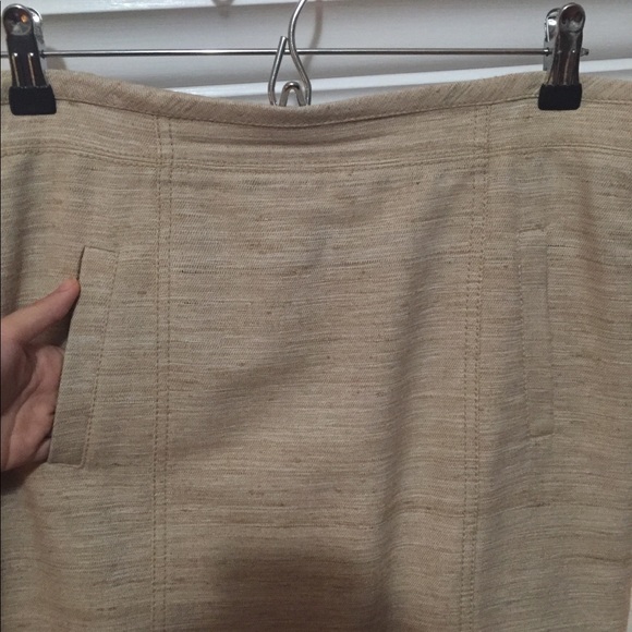 Ann Taylor skirt - Picture 2 of 5